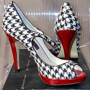 Steven by Steve Madden Checkered Pumps